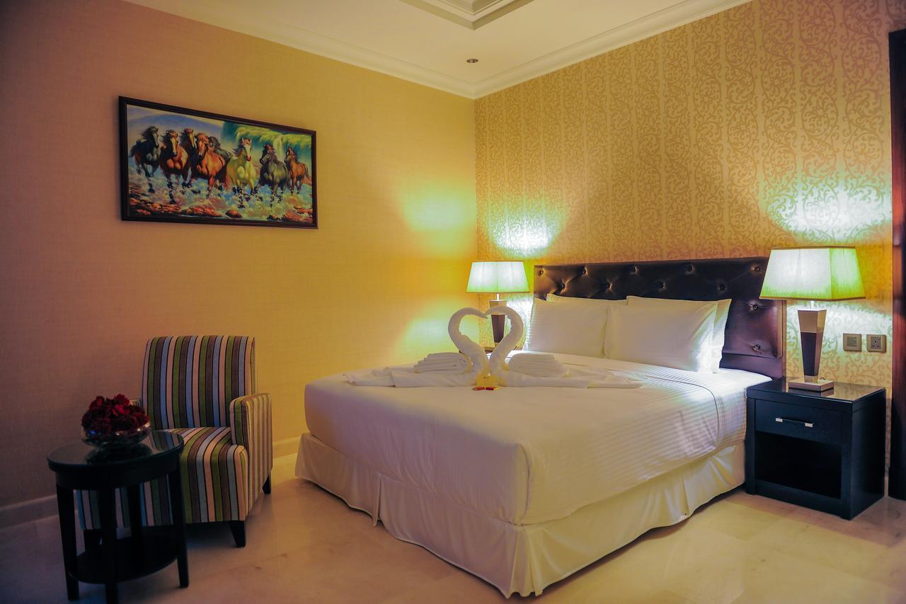 Suite Inn Hotel Riad Exterior foto