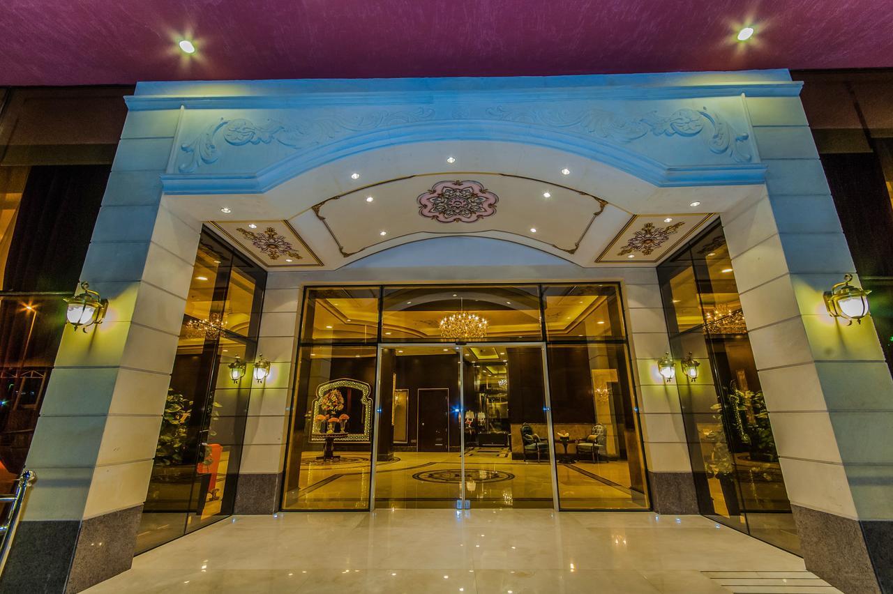 Suite Inn Hotel Riad Exterior foto